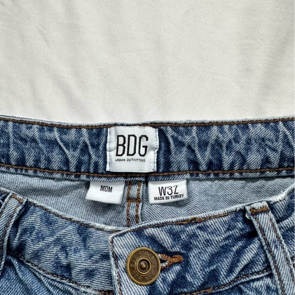 BDG Urban Outfitters straight leg denim mom jeans - Picture 3 of 4
